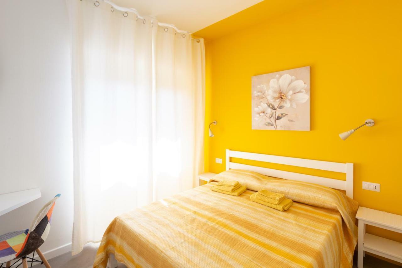 Castelvì Rooms Cagliari Buitenkant foto