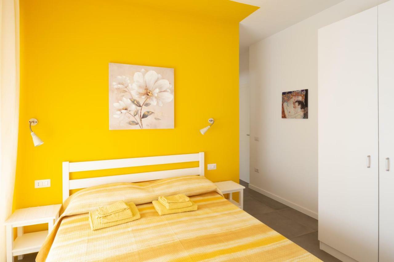 Castelvì Rooms Cagliari Buitenkant foto